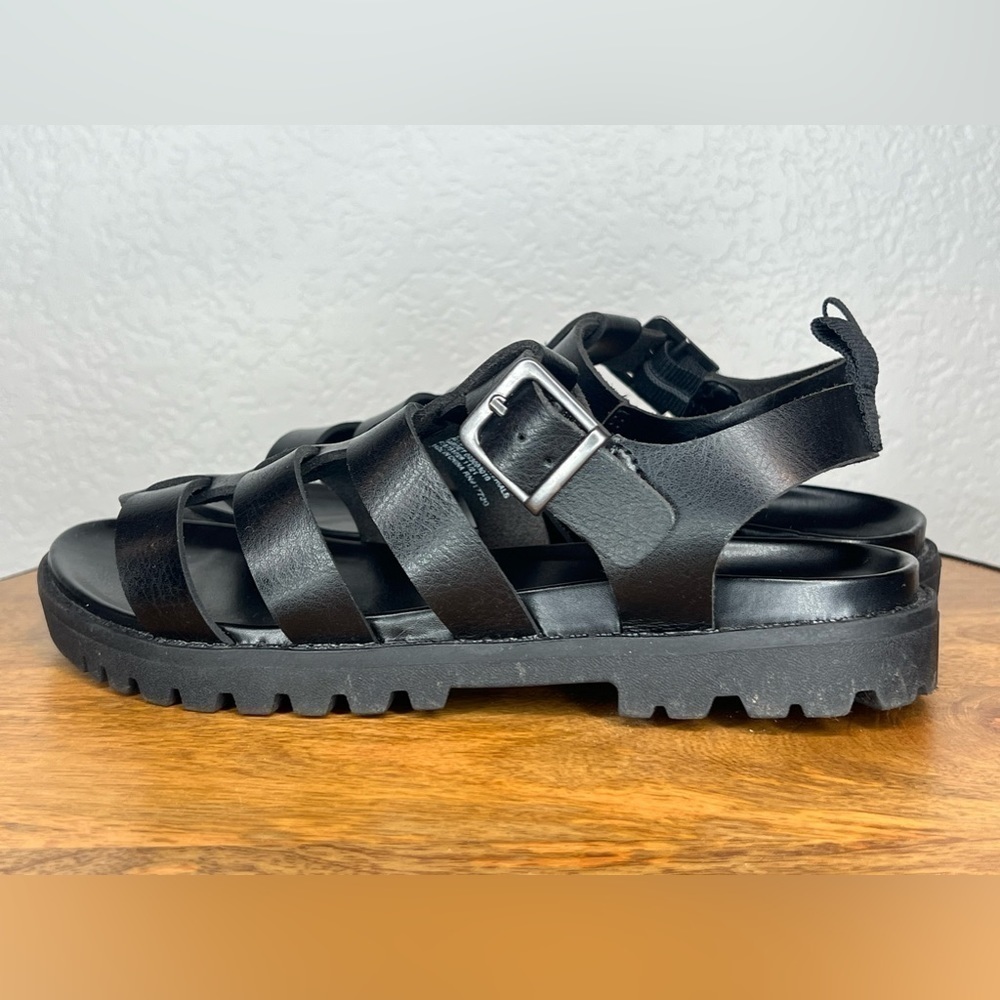 271. Art Class Sandal Black Size 2